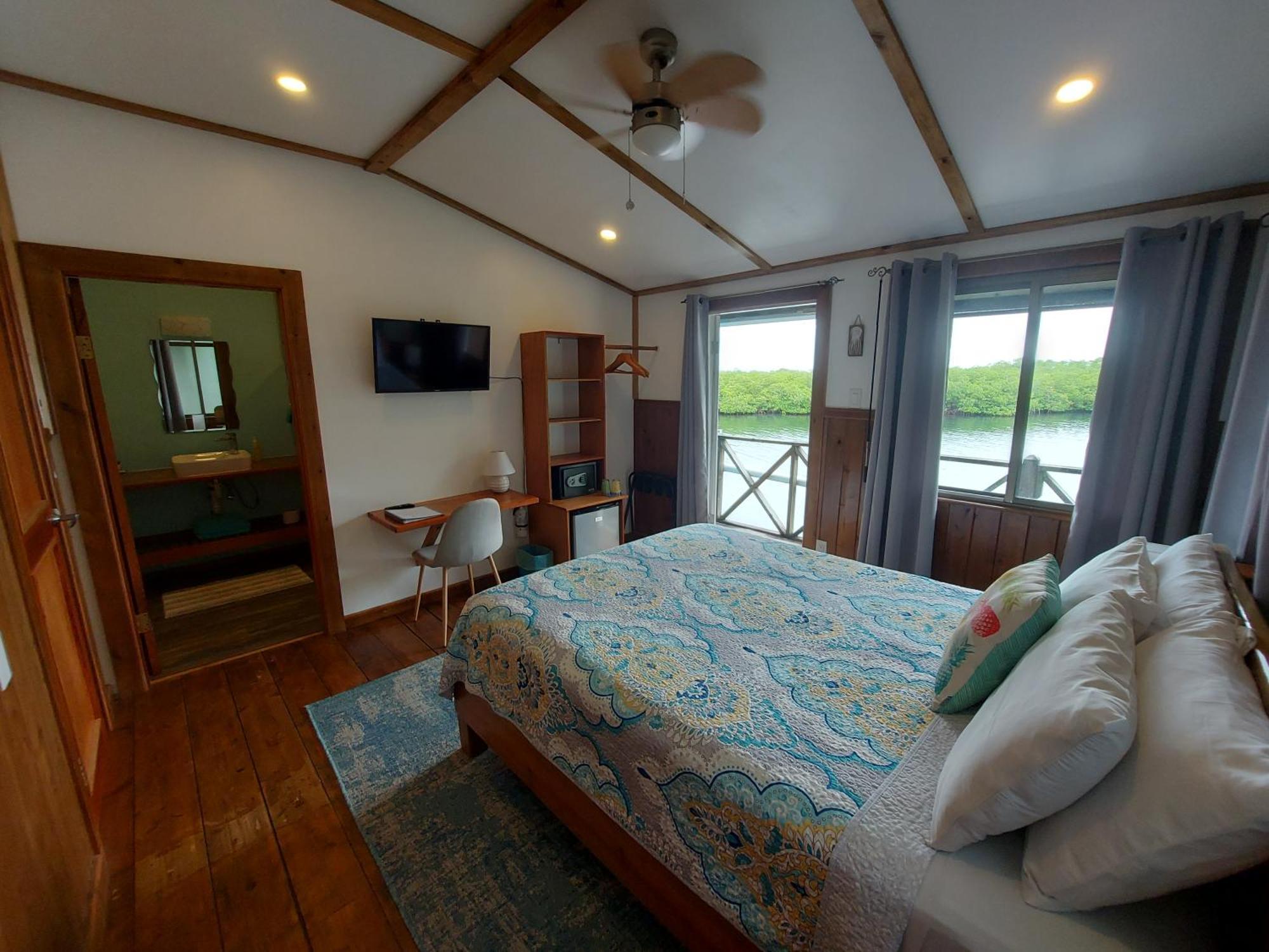 The Sunsetter Bed & Breakfast Μπόκας ντελ Τόρο Εξωτερικό φωτογραφία